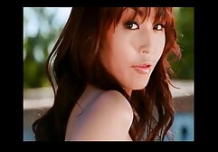 A bitch 女の子 の ため の エッチ な fucks赤毛Penelopeにストッキングとともにa strapon